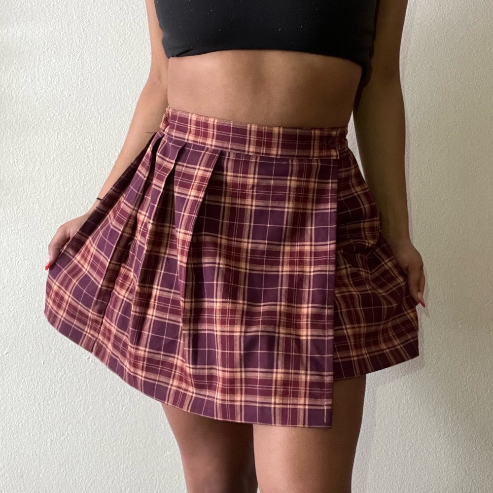 RED PLAID SKIRT